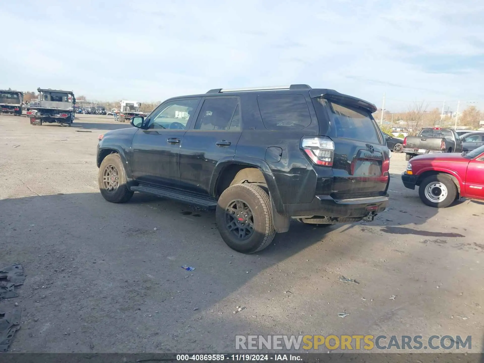 3 Photograph of a damaged car JTENU5JR8M5908270 TOYOTA 4RUNNER 2021