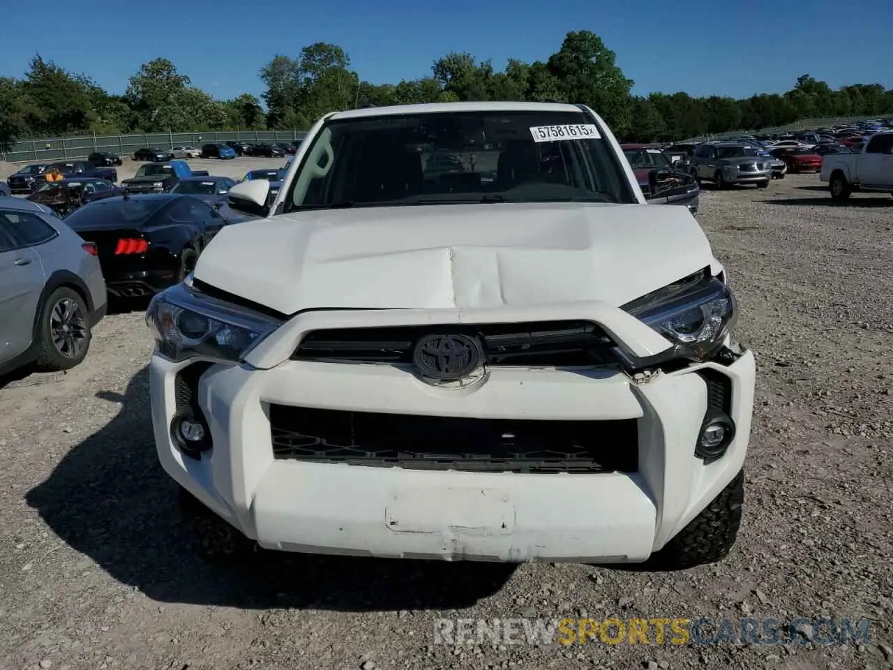 5 Photograph of a damaged car JTENU5JR8M5936098 TOYOTA 4RUNNER 2021