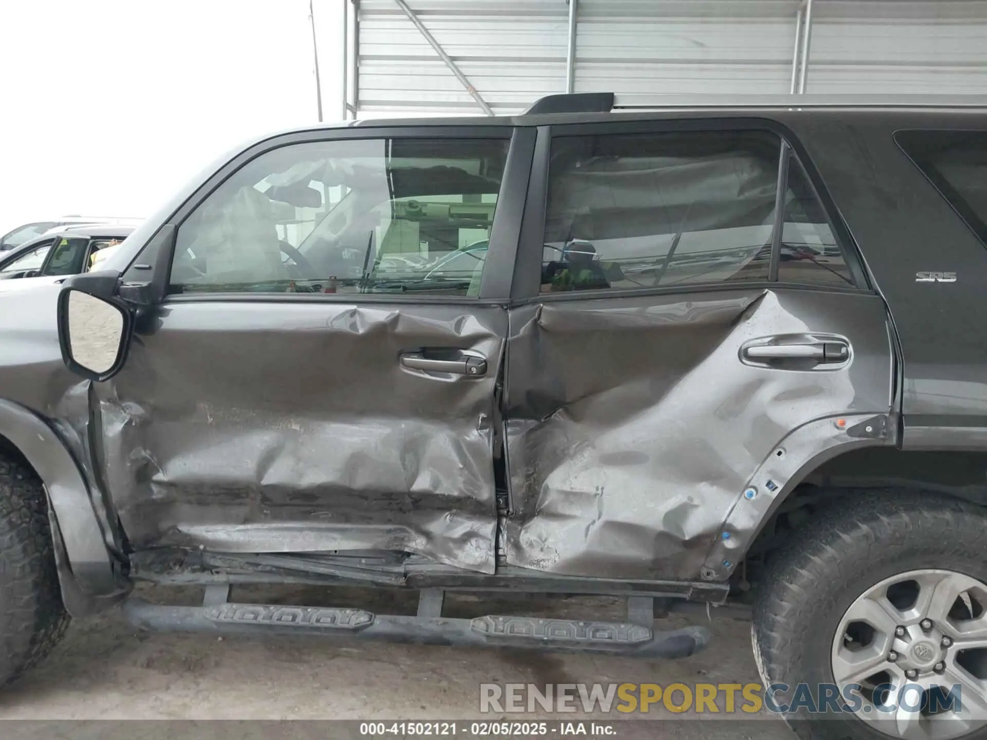14 Photograph of a damaged car JTENU5JR9M5854073 TOYOTA 4RUNNER 2021