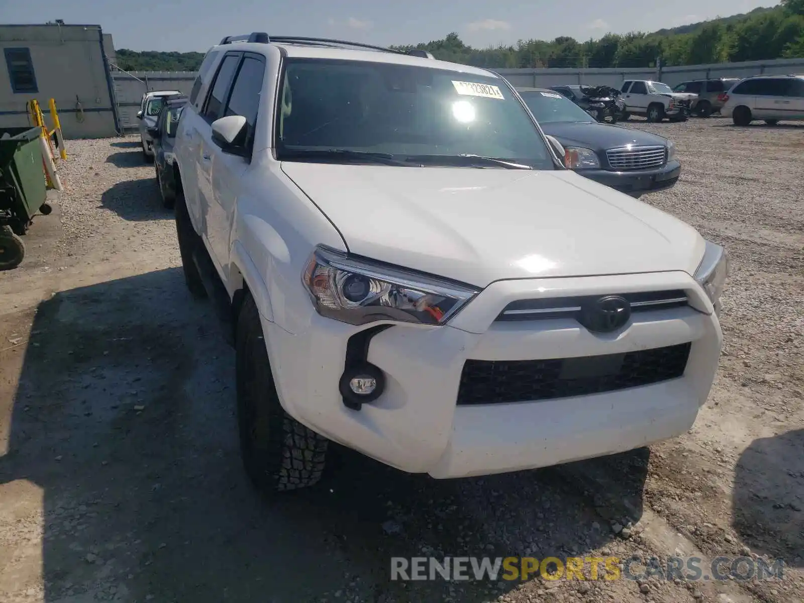 1 Photograph of a damaged car JTENU5JR9M5892368 TOYOTA 4RUNNER 2021