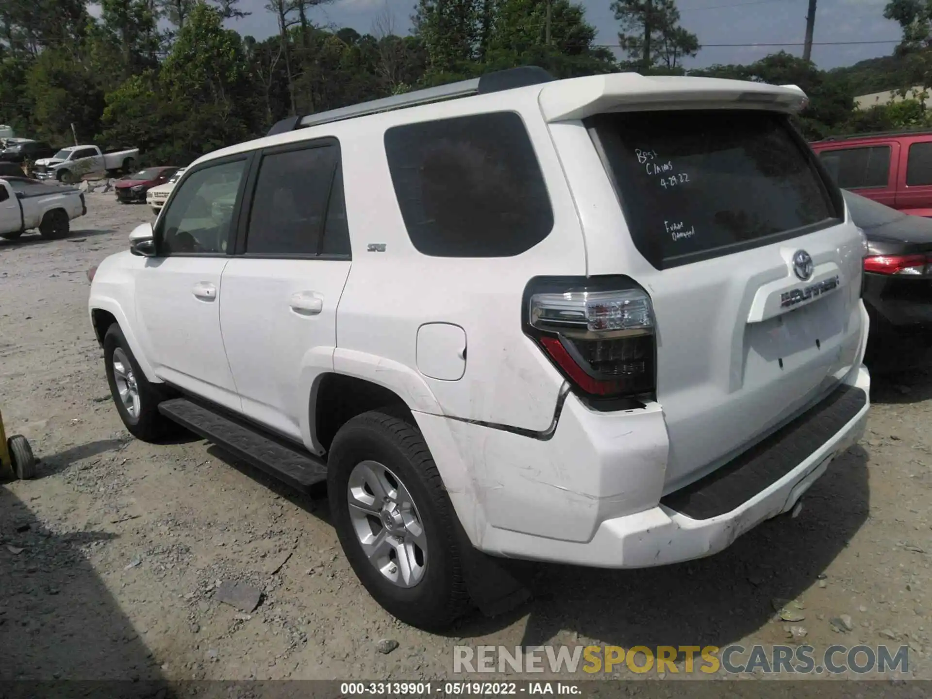 3 Photograph of a damaged car JTENU5JR9M5928978 TOYOTA 4RUNNER 2021