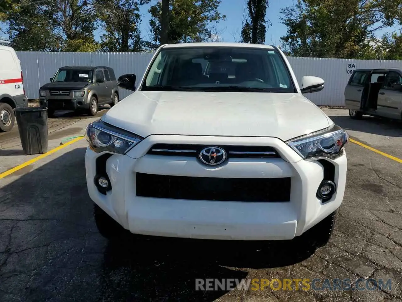 5 Photograph of a damaged car JTENU5JR9M5930861 TOYOTA 4RUNNER 2021