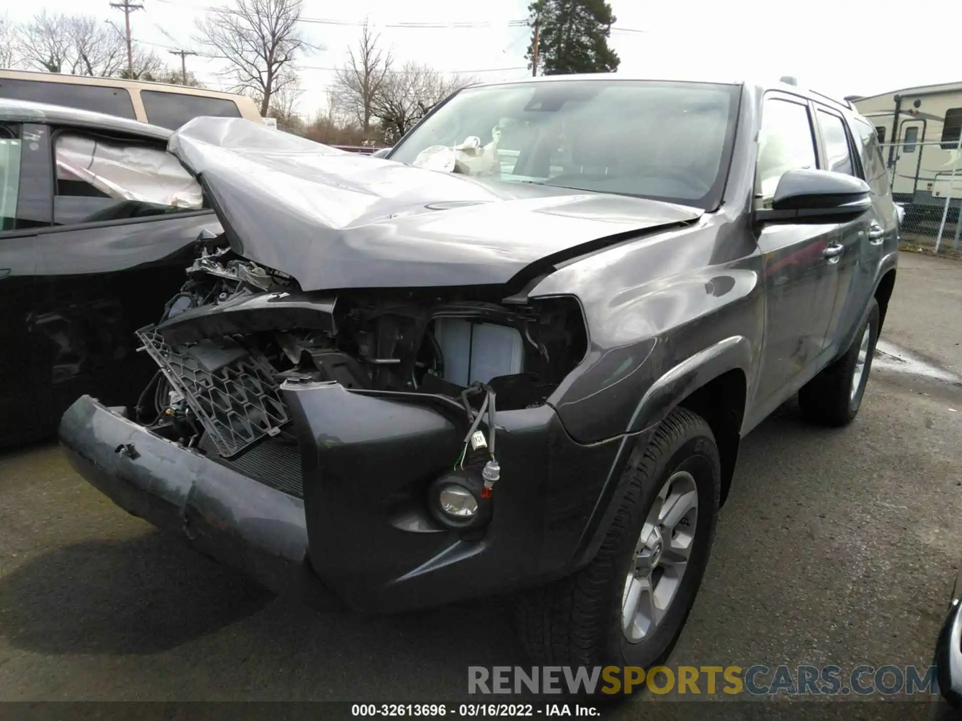 2 Photograph of a damaged car JTENU5JRXM5961438 TOYOTA 4RUNNER 2021