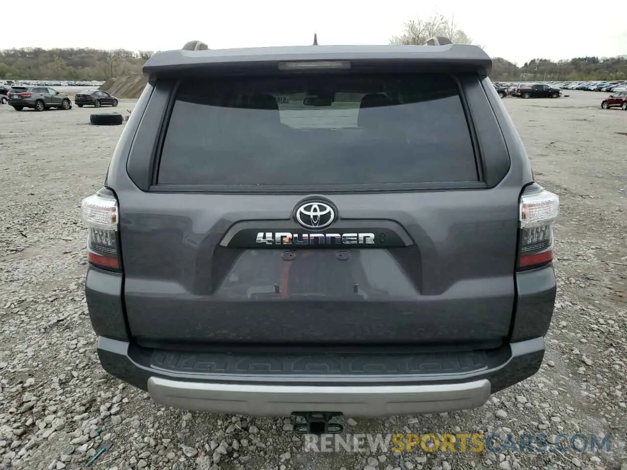6 Photograph of a damaged car JTEPU5JR0M5928702 TOYOTA 4RUNNER 2021