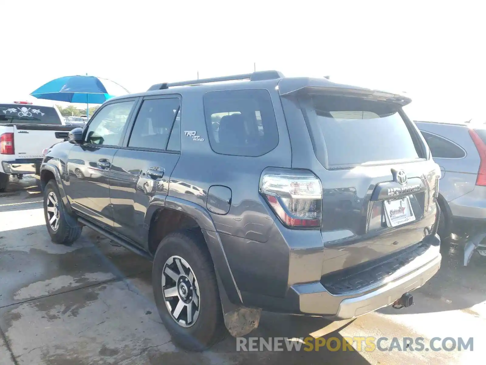 3 Photograph of a damaged car JTEPU5JR1M5925212 TOYOTA 4RUNNER 2021