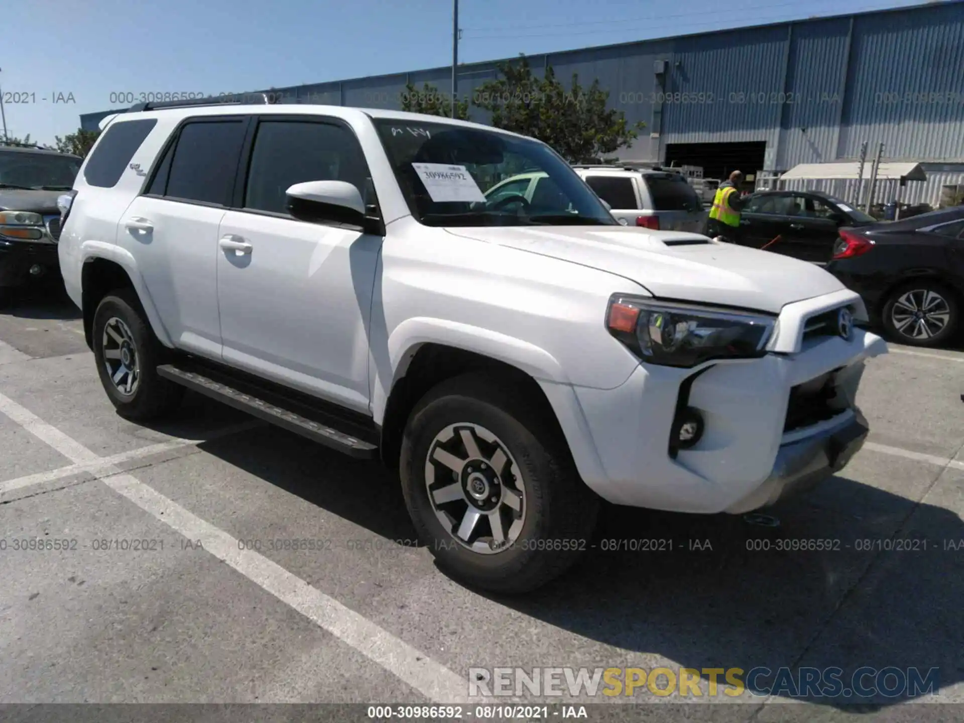 1 Photograph of a damaged car JTEPU5JR3M5937006 TOYOTA 4RUNNER 2021