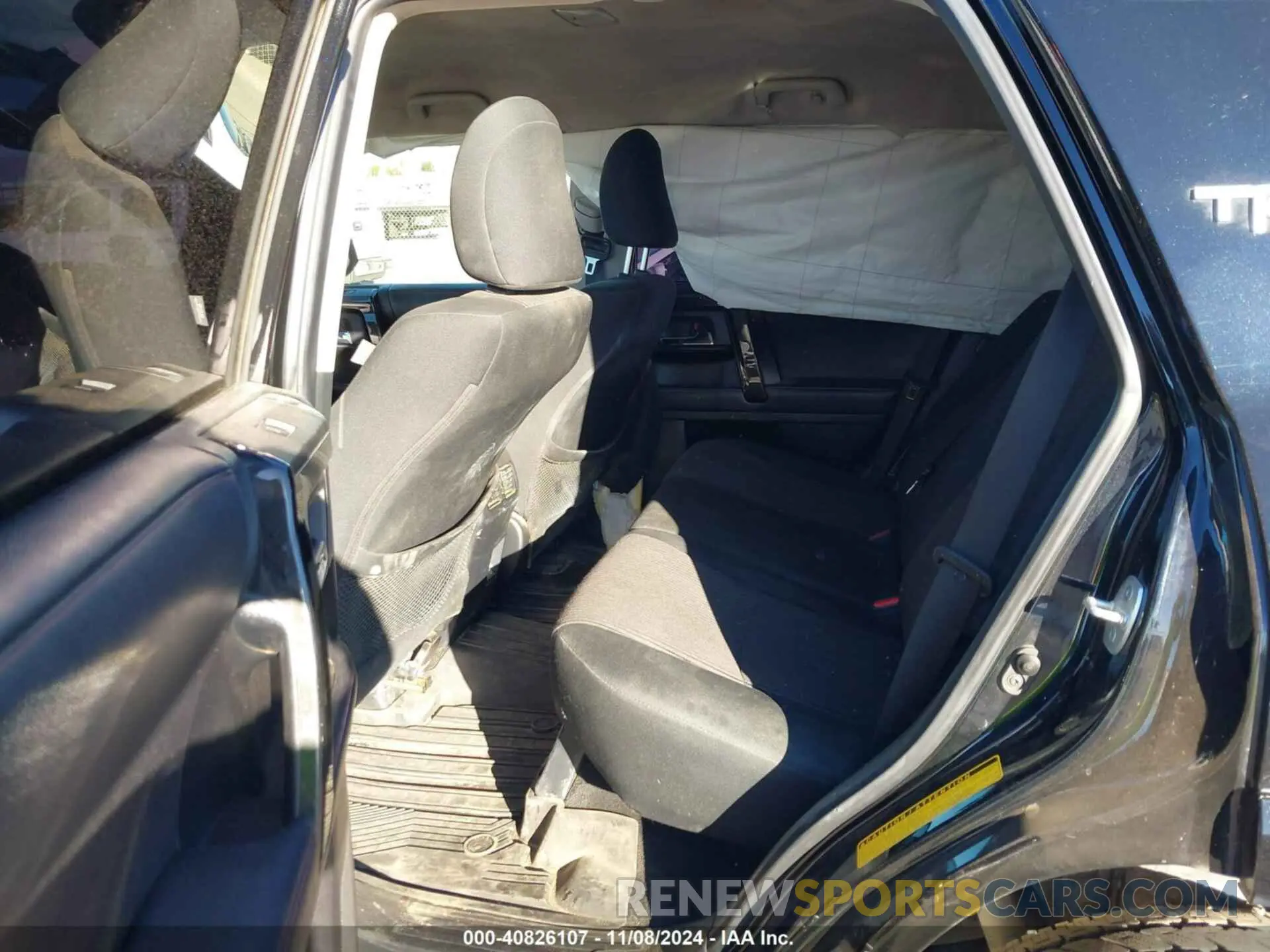 8 Photograph of a damaged car JTEPU5JR3M5962312 TOYOTA 4RUNNER 2021
