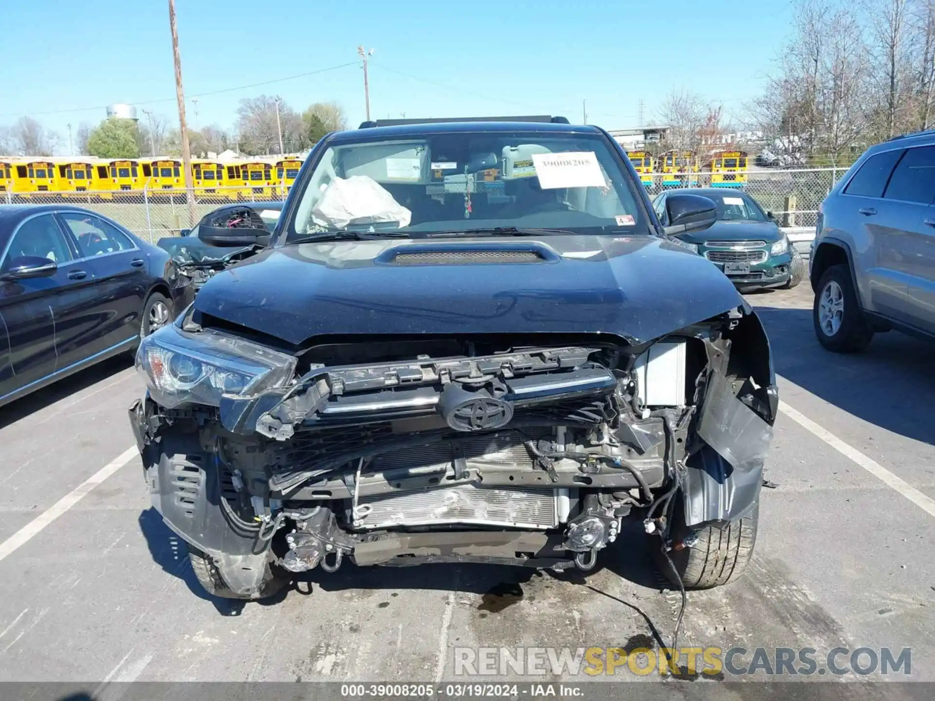 12 Photograph of a damaged car JTEPU5JR3M5963654 TOYOTA 4RUNNER 2021