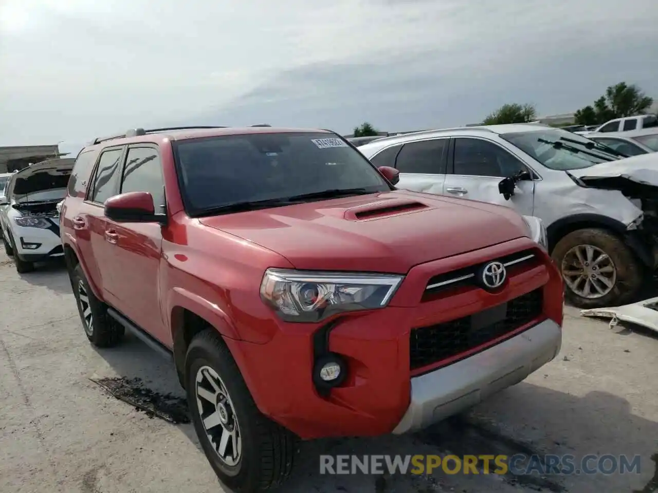 1 Photograph of a damaged car JTEPU5JR4M5968510 TOYOTA 4RUNNER 2021