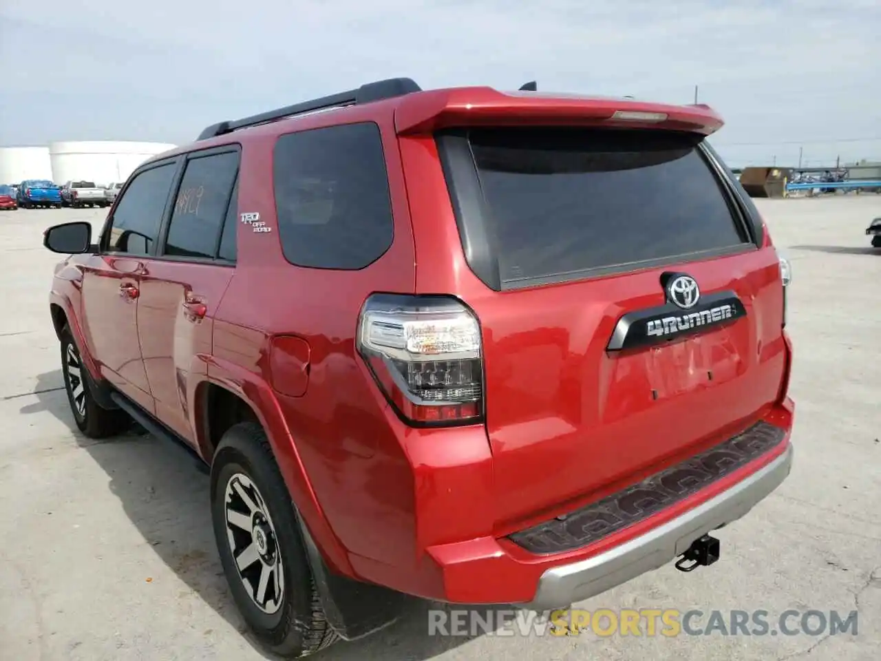 3 Photograph of a damaged car JTEPU5JR4M5968510 TOYOTA 4RUNNER 2021