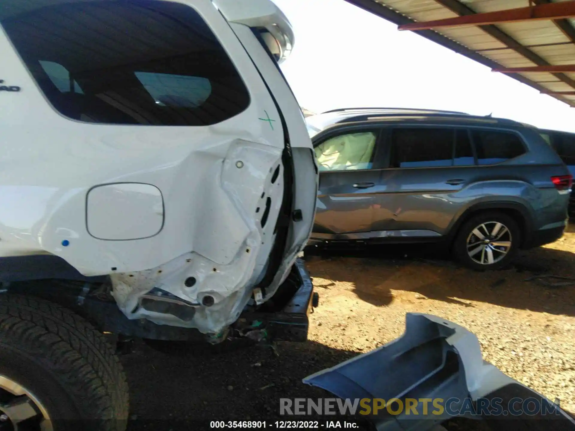 6 Photograph of a damaged car JTEPU5JR6M5865024 TOYOTA 4RUNNER 2021