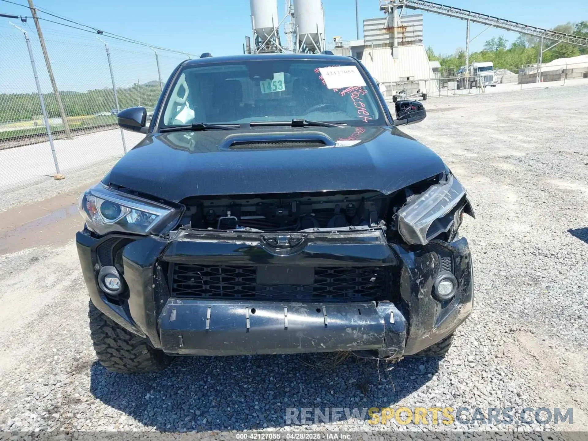 12 Photograph of a damaged car JTEPU5JR6M5915274 TOYOTA 4RUNNER 2021