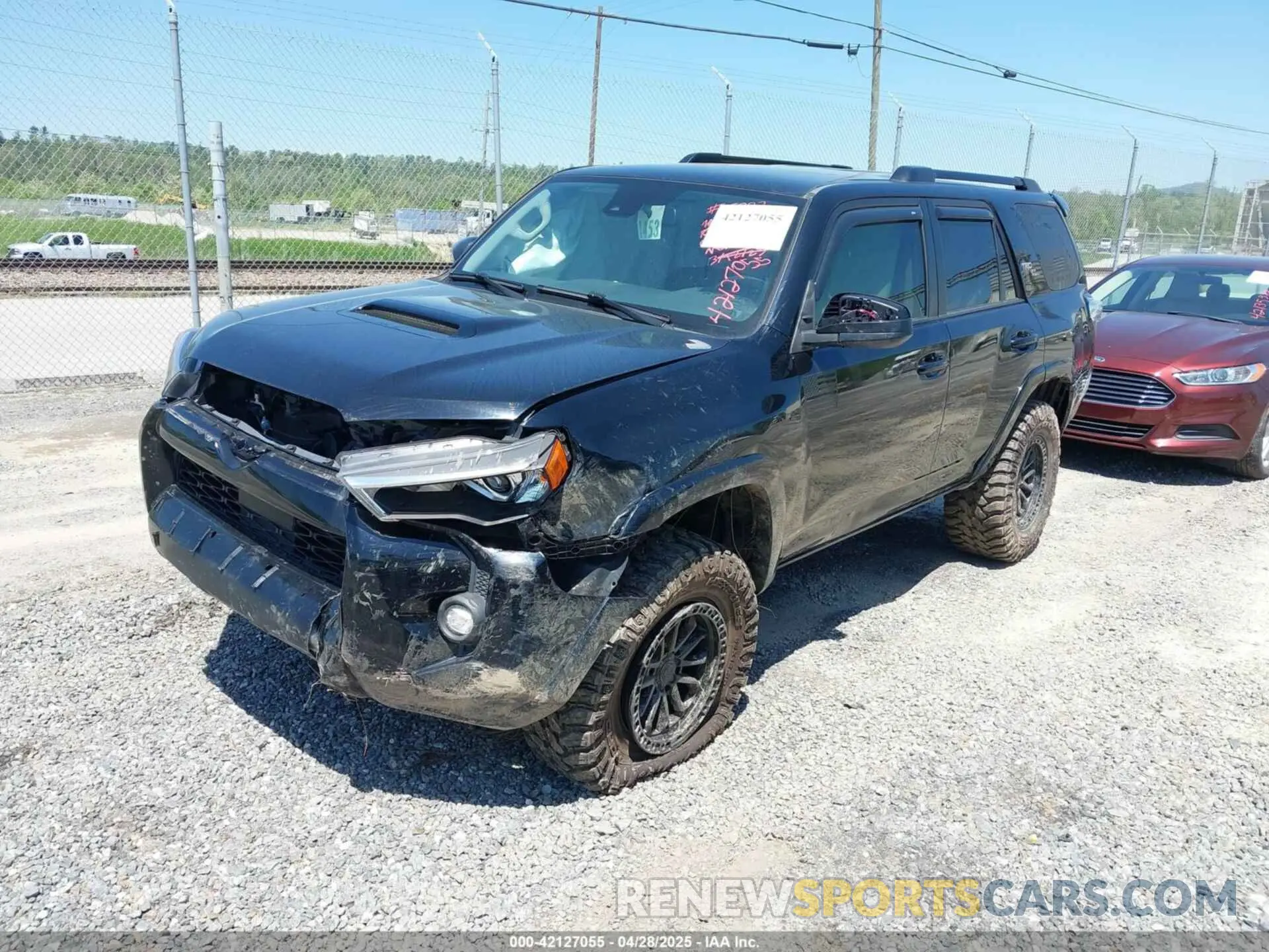 2 Photograph of a damaged car JTEPU5JR6M5915274 TOYOTA 4RUNNER 2021