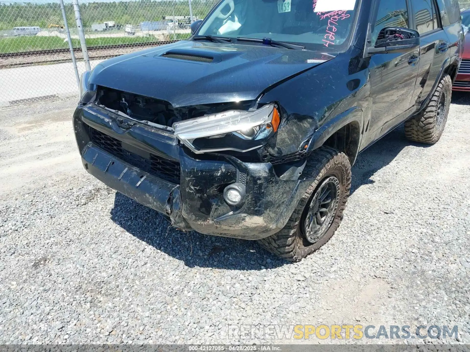 6 Photograph of a damaged car JTEPU5JR6M5915274 TOYOTA 4RUNNER 2021