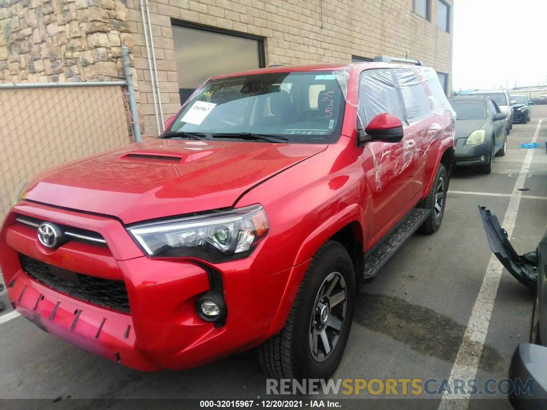 2 Photograph of a damaged car JTEPU5JR6M5934424 TOYOTA 4RUNNER 2021