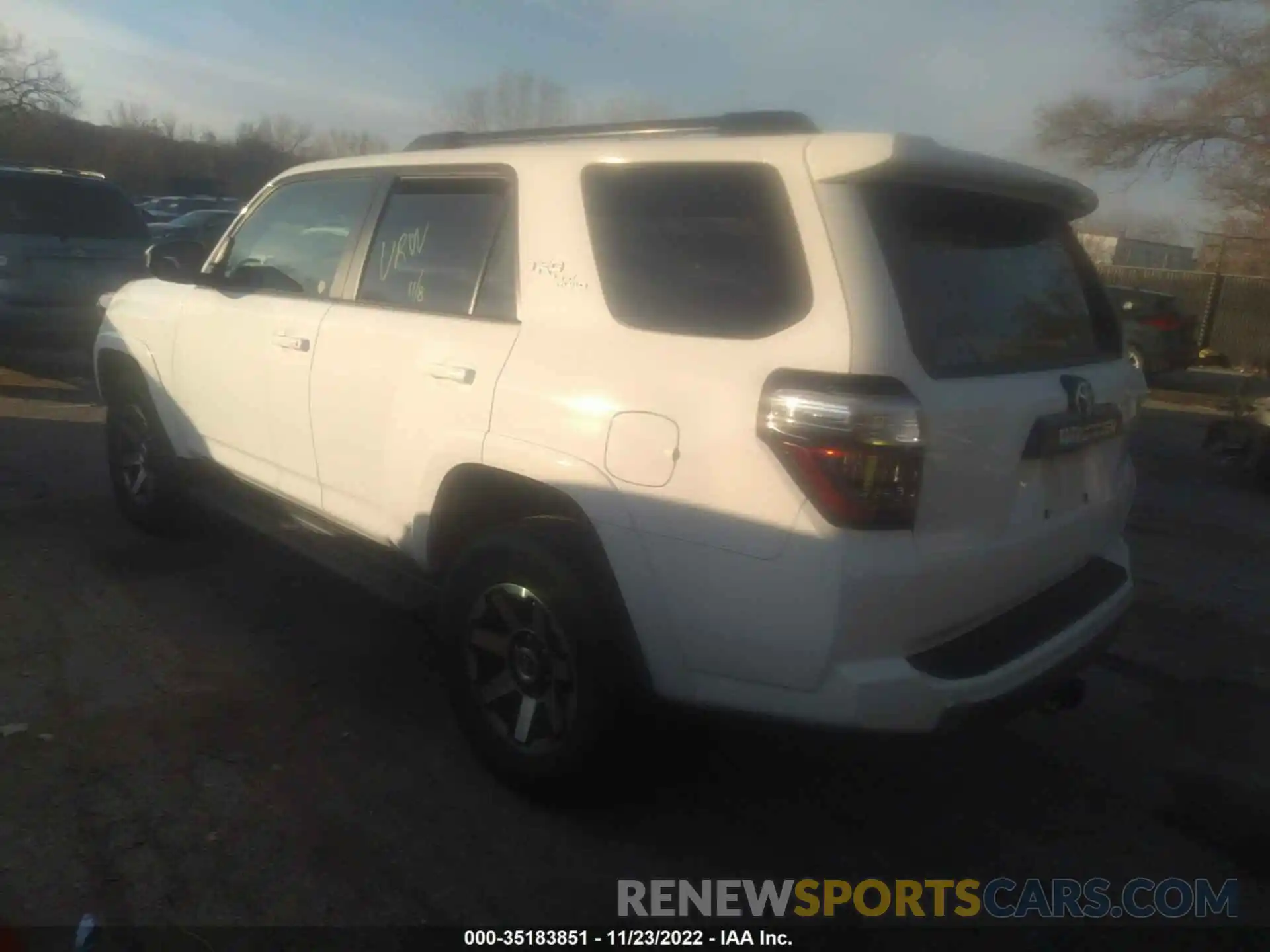 3 Photograph of a damaged car JTEPU5JR7M5915364 TOYOTA 4RUNNER 2021