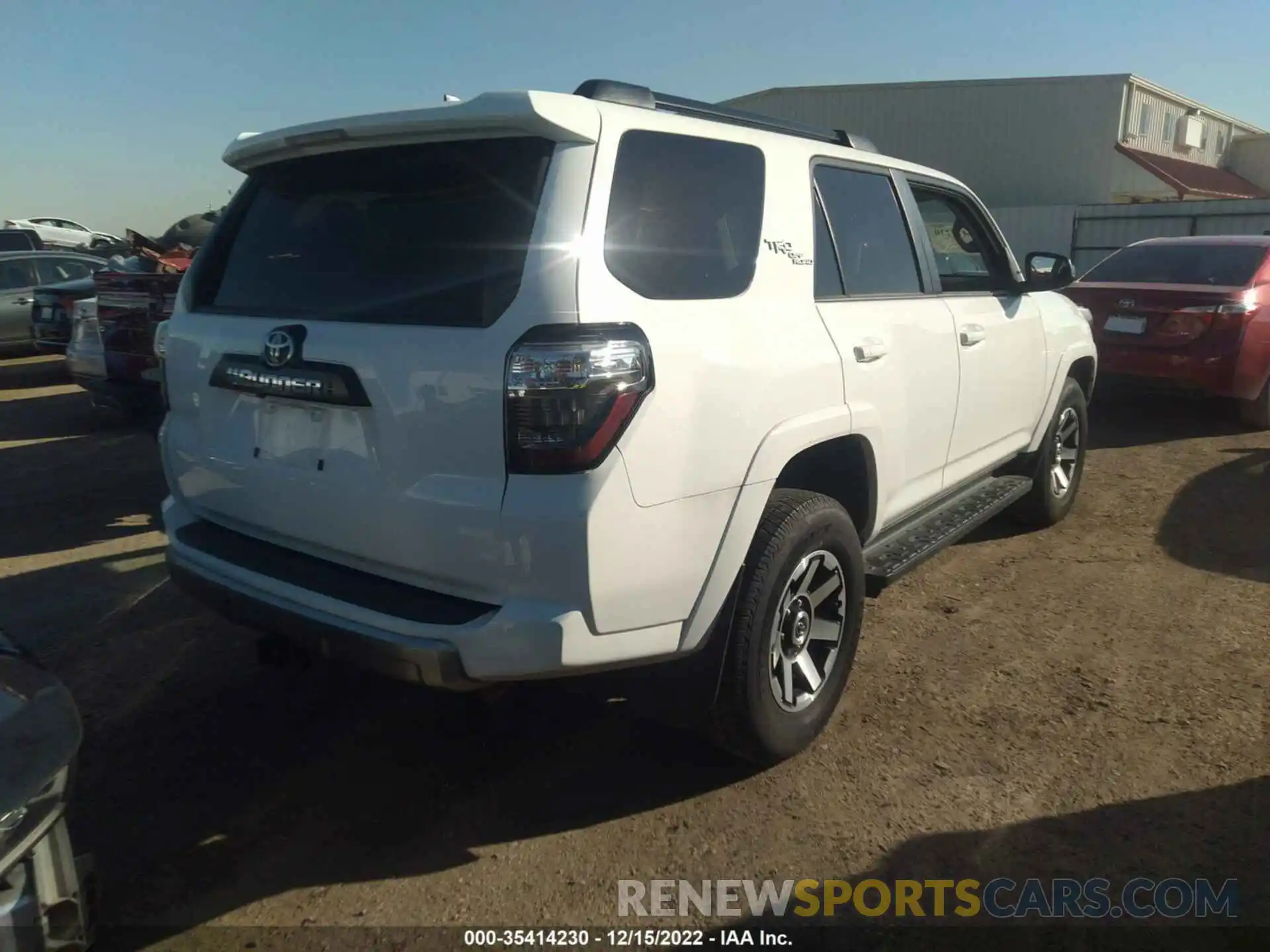 4 Photograph of a damaged car JTEPU5JR8M5900419 TOYOTA 4RUNNER 2021