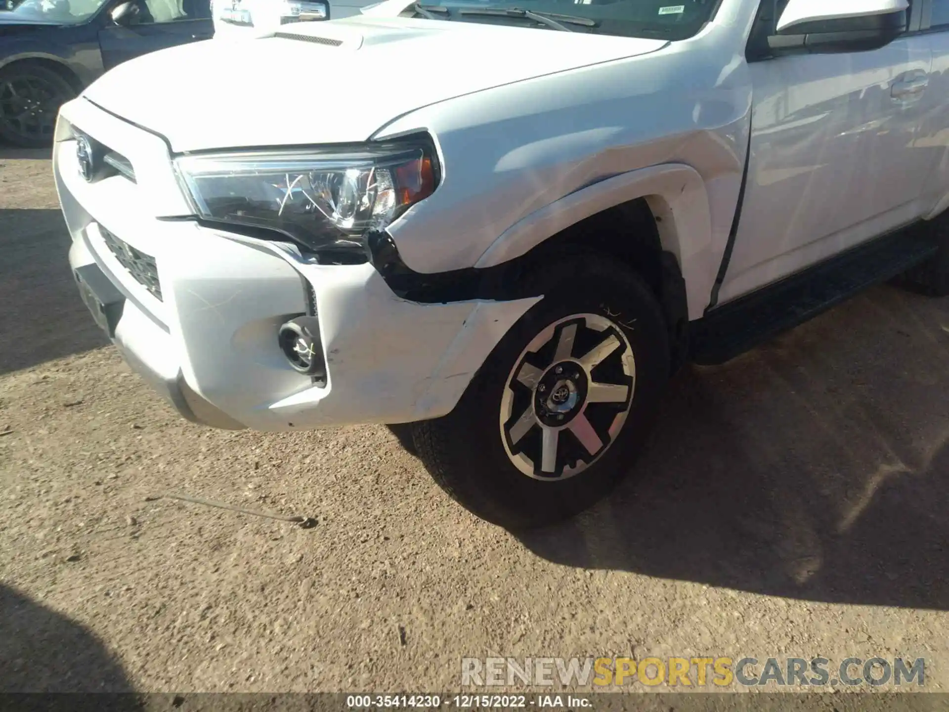 6 Photograph of a damaged car JTEPU5JR8M5900419 TOYOTA 4RUNNER 2021