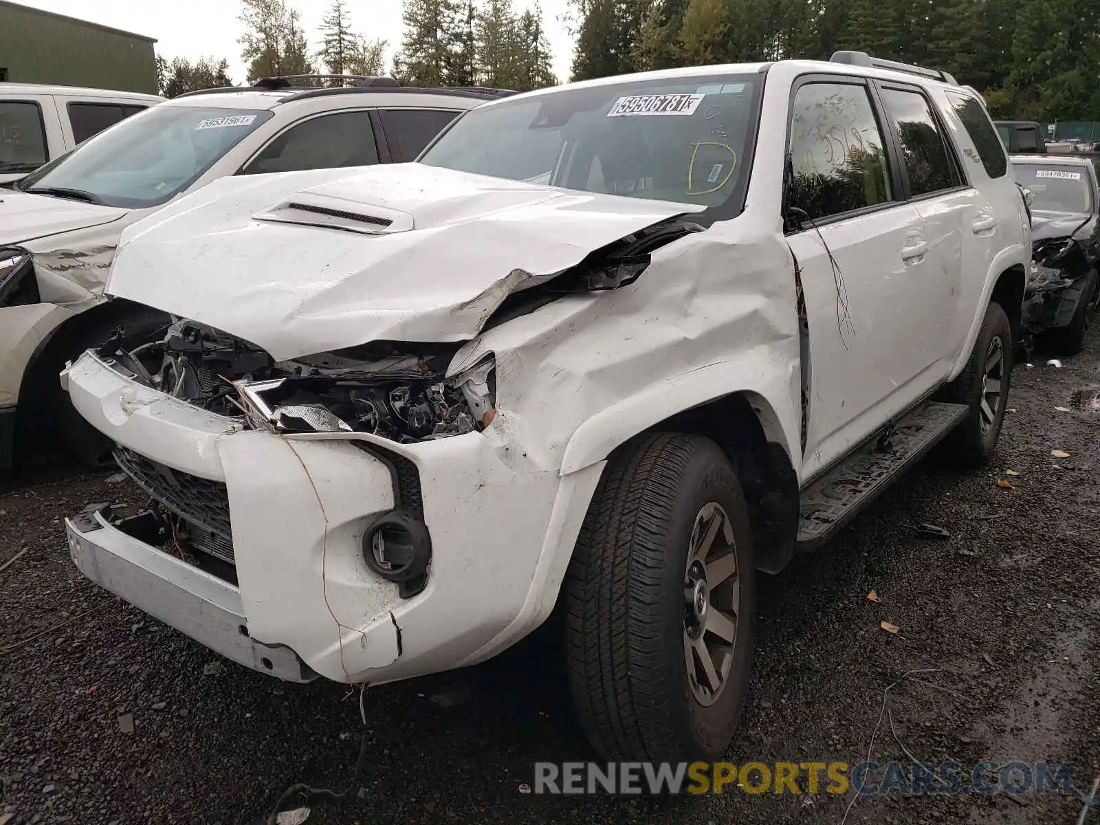 2 Photograph of a damaged car JTEPU5JR8M5914787 TOYOTA 4RUNNER 2021