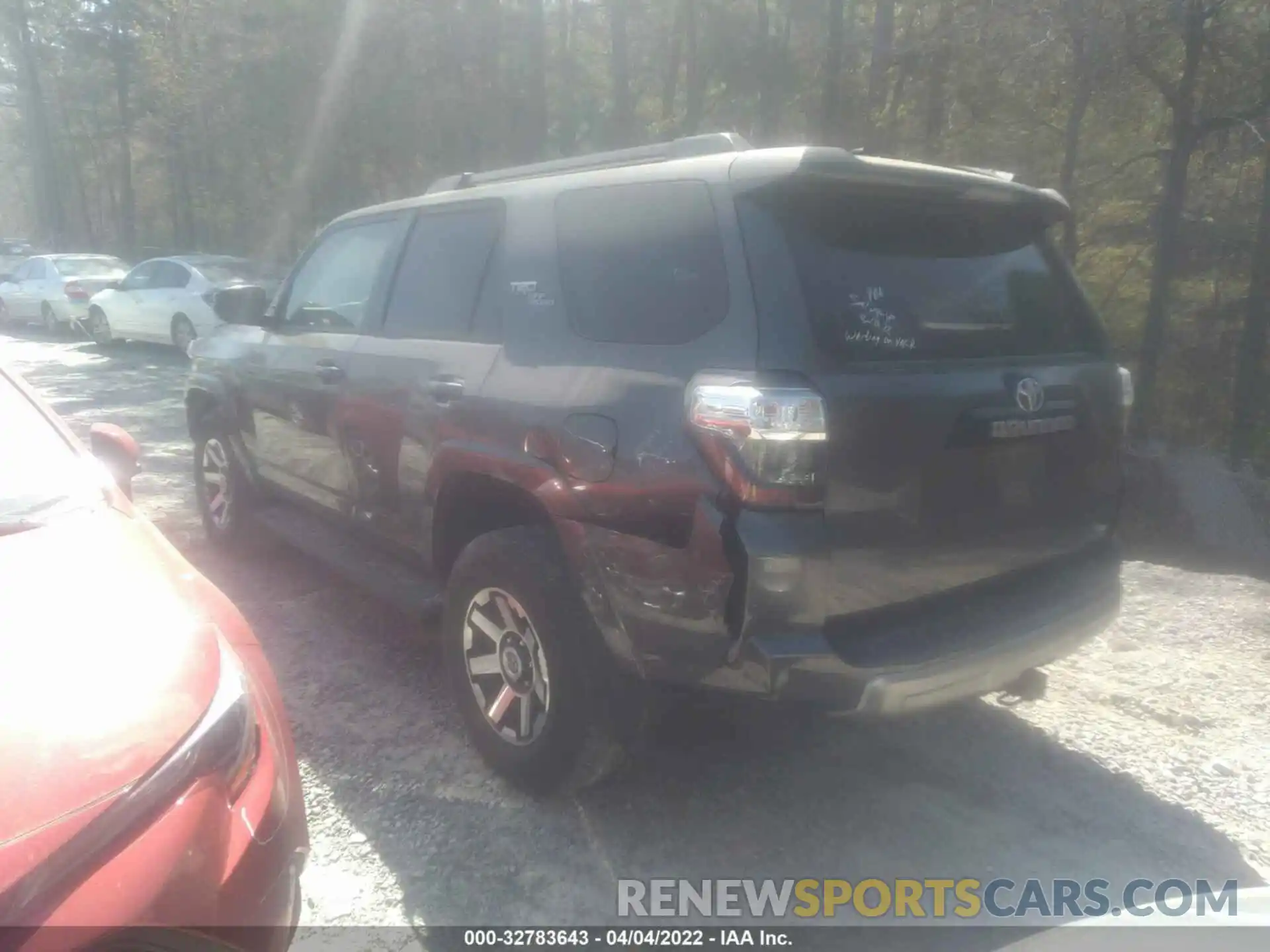 3 Photograph of a damaged car JTEPU5JRXM5932689 TOYOTA 4RUNNER 2021