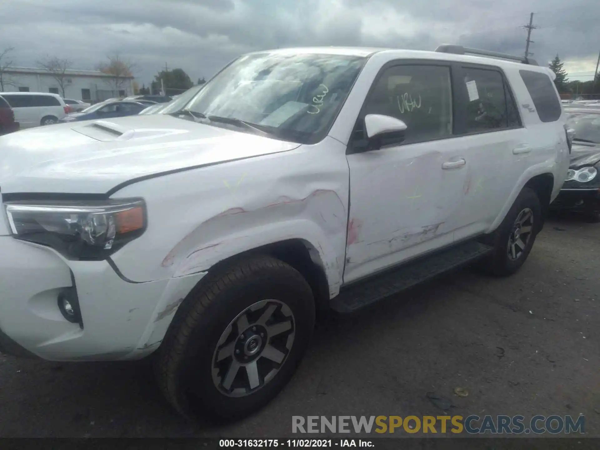 6 Photograph of a damaged car JTEPU5JRXM5934250 TOYOTA 4RUNNER 2021