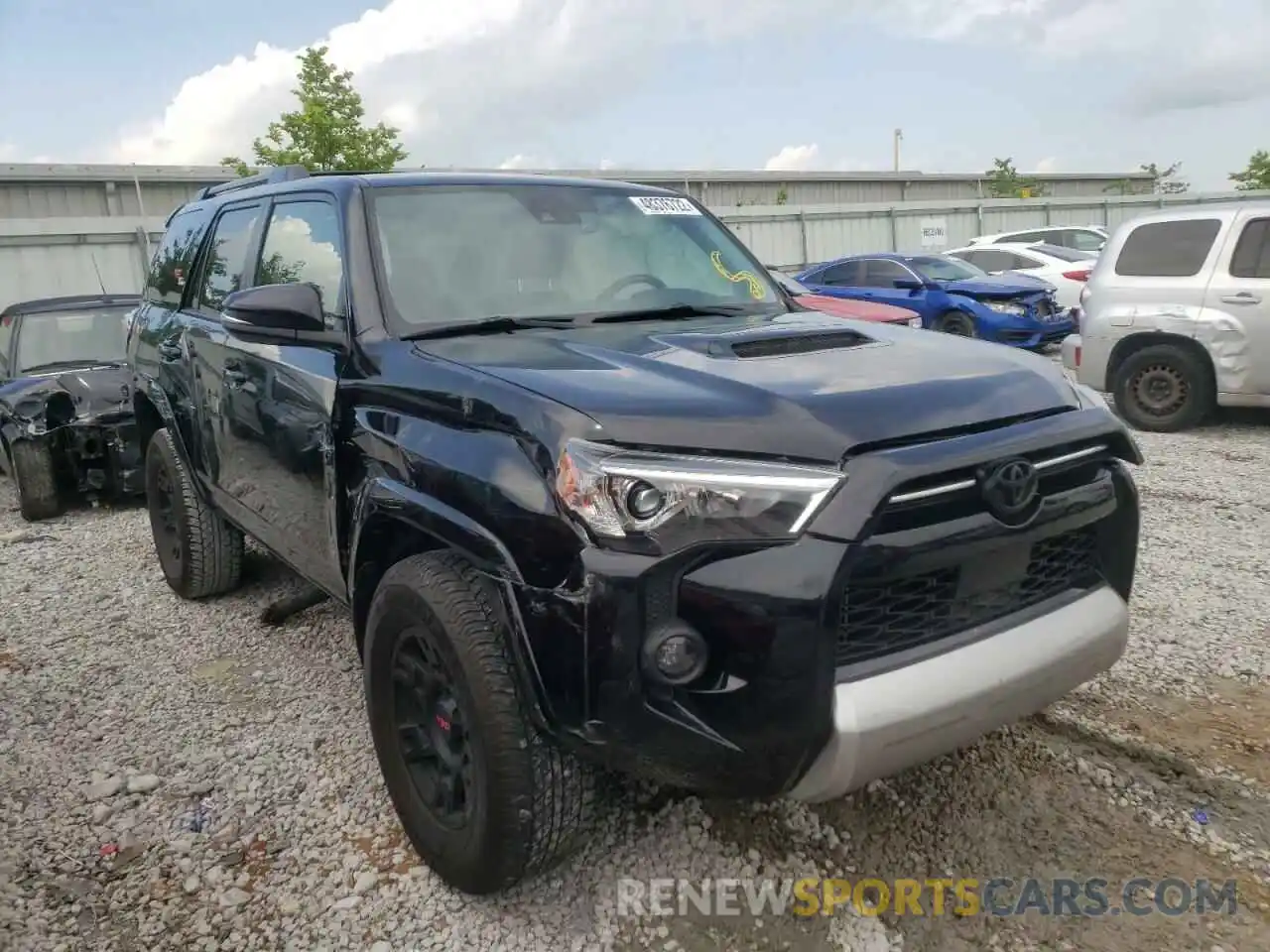 1 Photograph of a damaged car JTERU5JR0M5879686 TOYOTA 4RUNNER 2021