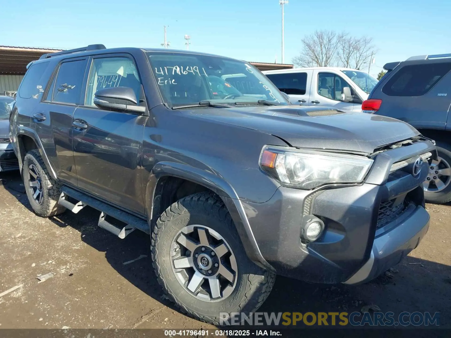 1 Photograph of a damaged car JTERU5JR0M5912797 TOYOTA 4RUNNER 2021