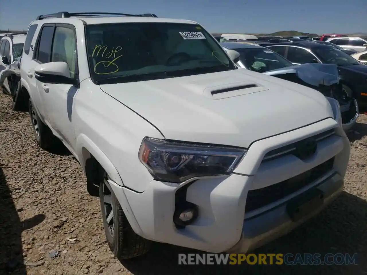 1 Photograph of a damaged car JTERU5JR0M5928417 TOYOTA 4RUNNER 2021