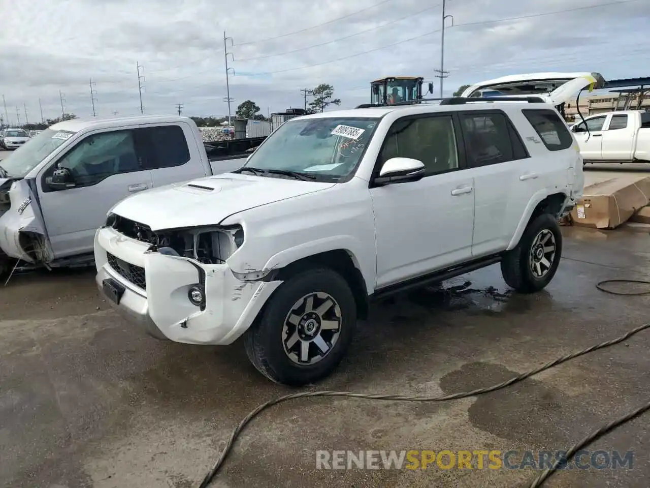 1 Photograph of a damaged car JTERU5JR1M5850701 TOYOTA 4RUNNER 2021