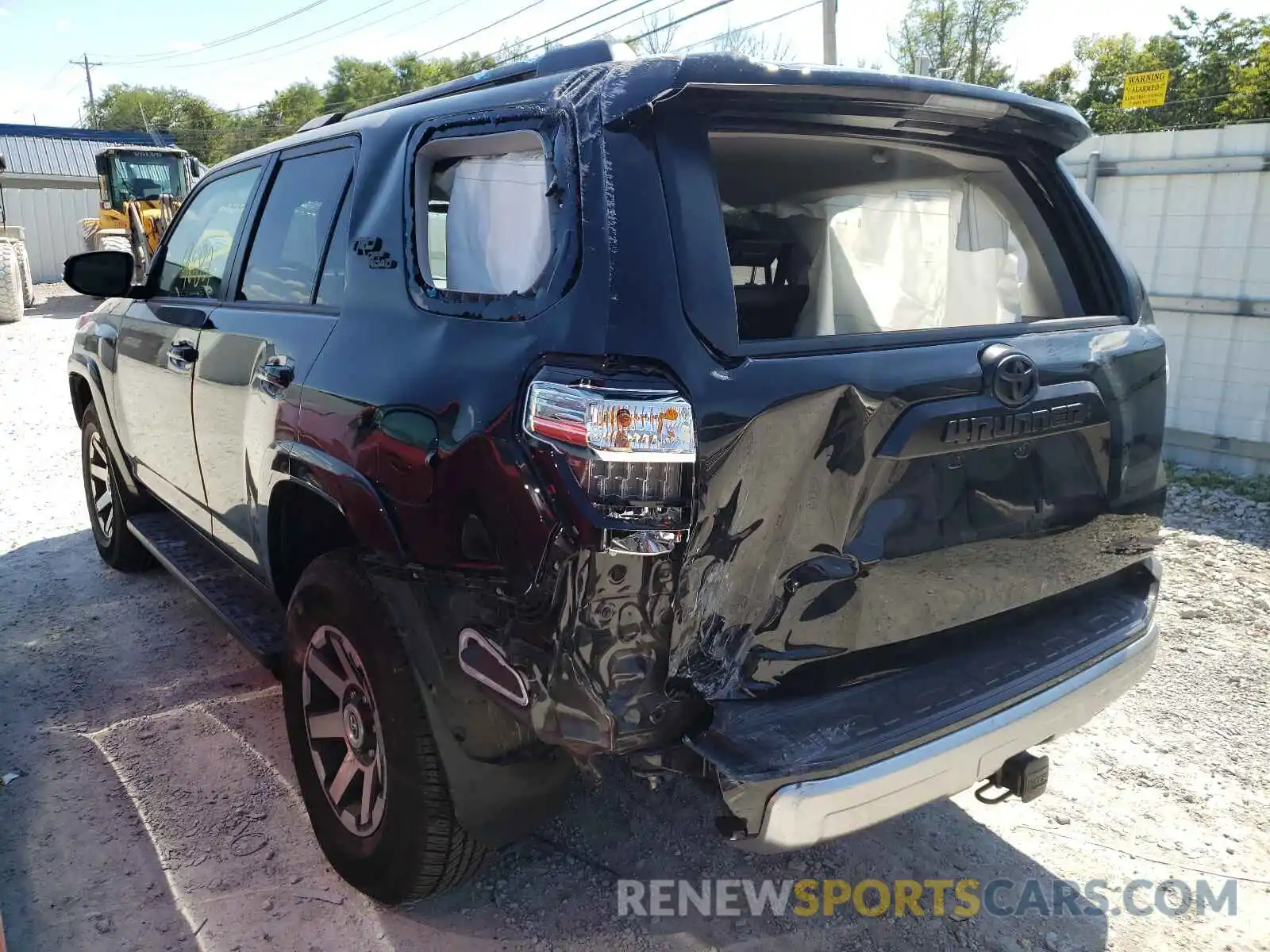 3 Photograph of a damaged car JTERU5JR1M5859642 TOYOTA 4RUNNER 2021