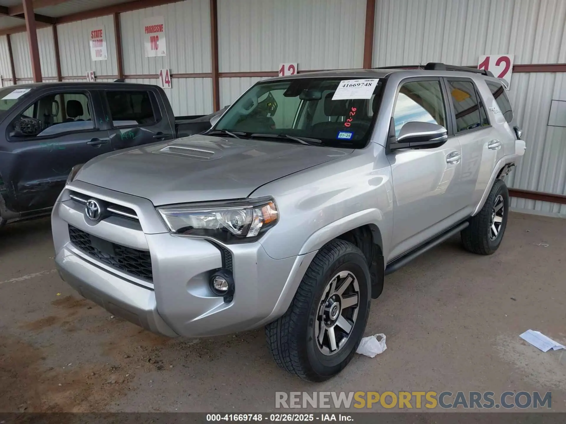 2 Photograph of a damaged car JTERU5JR1M5872195 TOYOTA 4RUNNER 2021