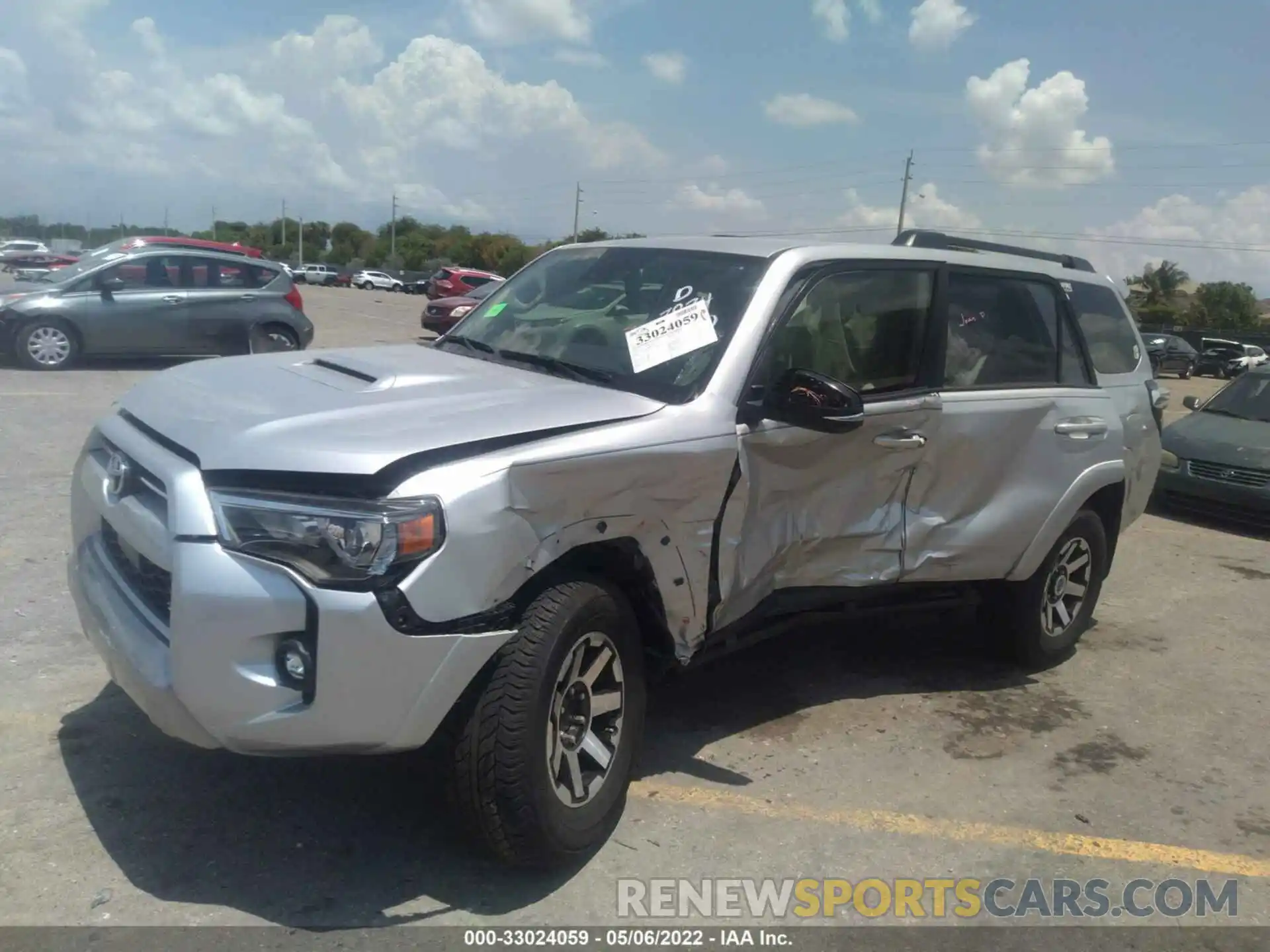 2 Photograph of a damaged car JTERU5JR1M5887974 TOYOTA 4RUNNER 2021