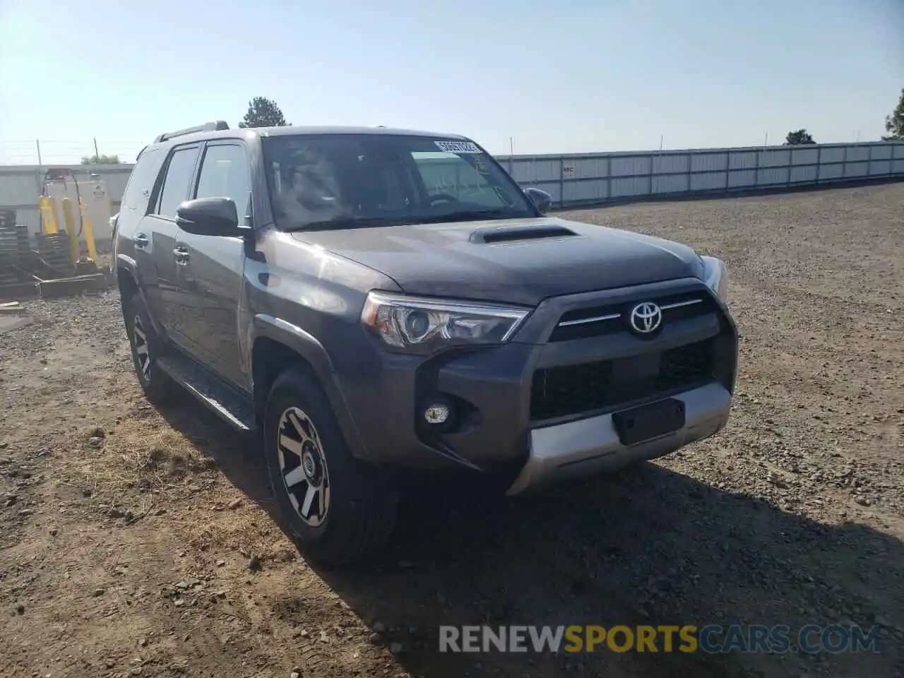 1 Photograph of a damaged car JTERU5JR1M5931584 TOYOTA 4RUNNER 2021