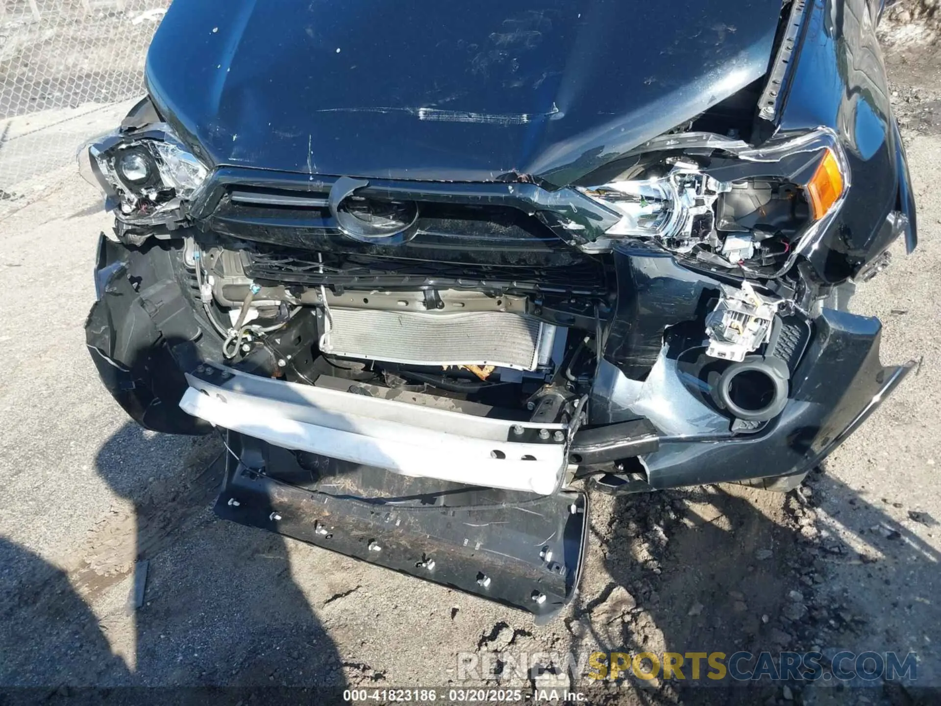 6 Photograph of a damaged car JTERU5JR1M5970644 TOYOTA 4RUNNER 2021