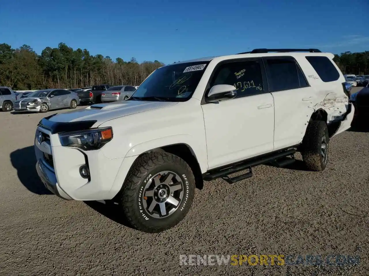 1 Photograph of a damaged car JTERU5JR2M5876417 TOYOTA 4RUNNER 2021