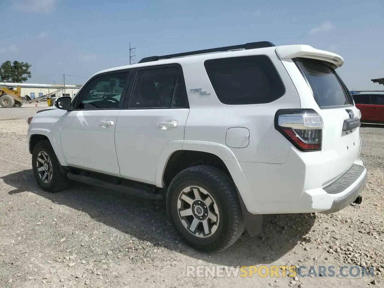 2 Photograph of a damaged car JTERU5JR2M5886820 TOYOTA 4RUNNER 2021