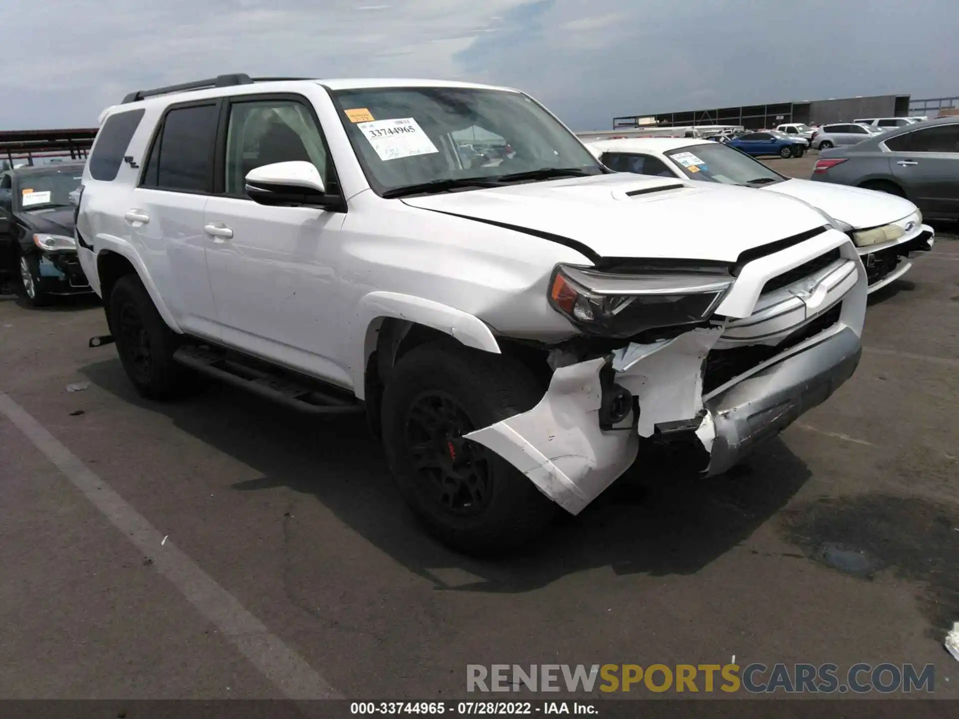 1 Photograph of a damaged car JTERU5JR2M5901459 TOYOTA 4RUNNER 2021