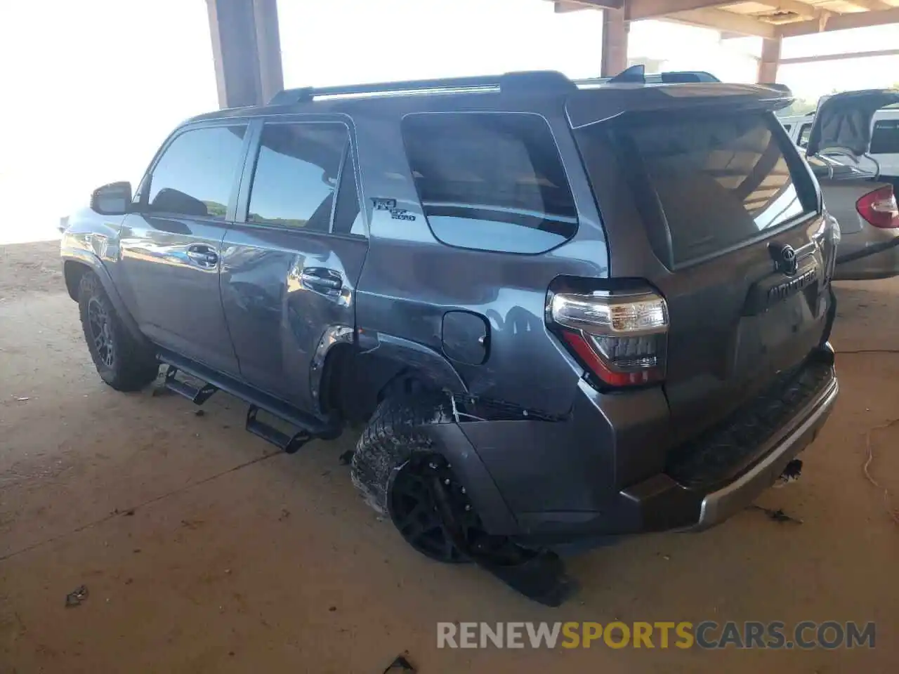 3 Photograph of a damaged car JTERU5JR2M5922280 TOYOTA 4RUNNER 2021