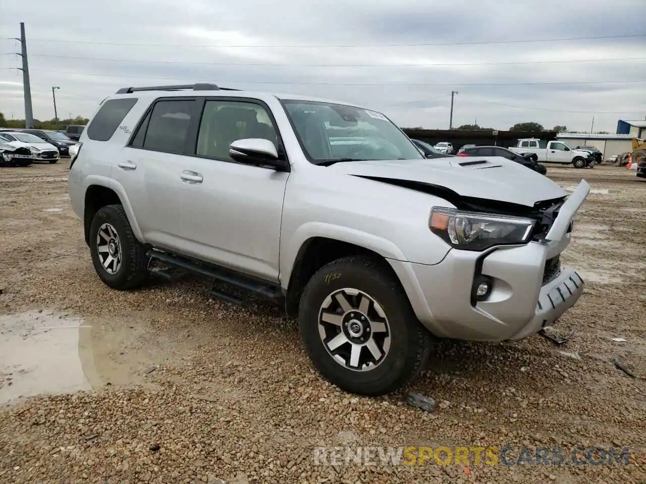 4 Photograph of a damaged car JTERU5JR2M5926877 TOYOTA 4RUNNER 2021