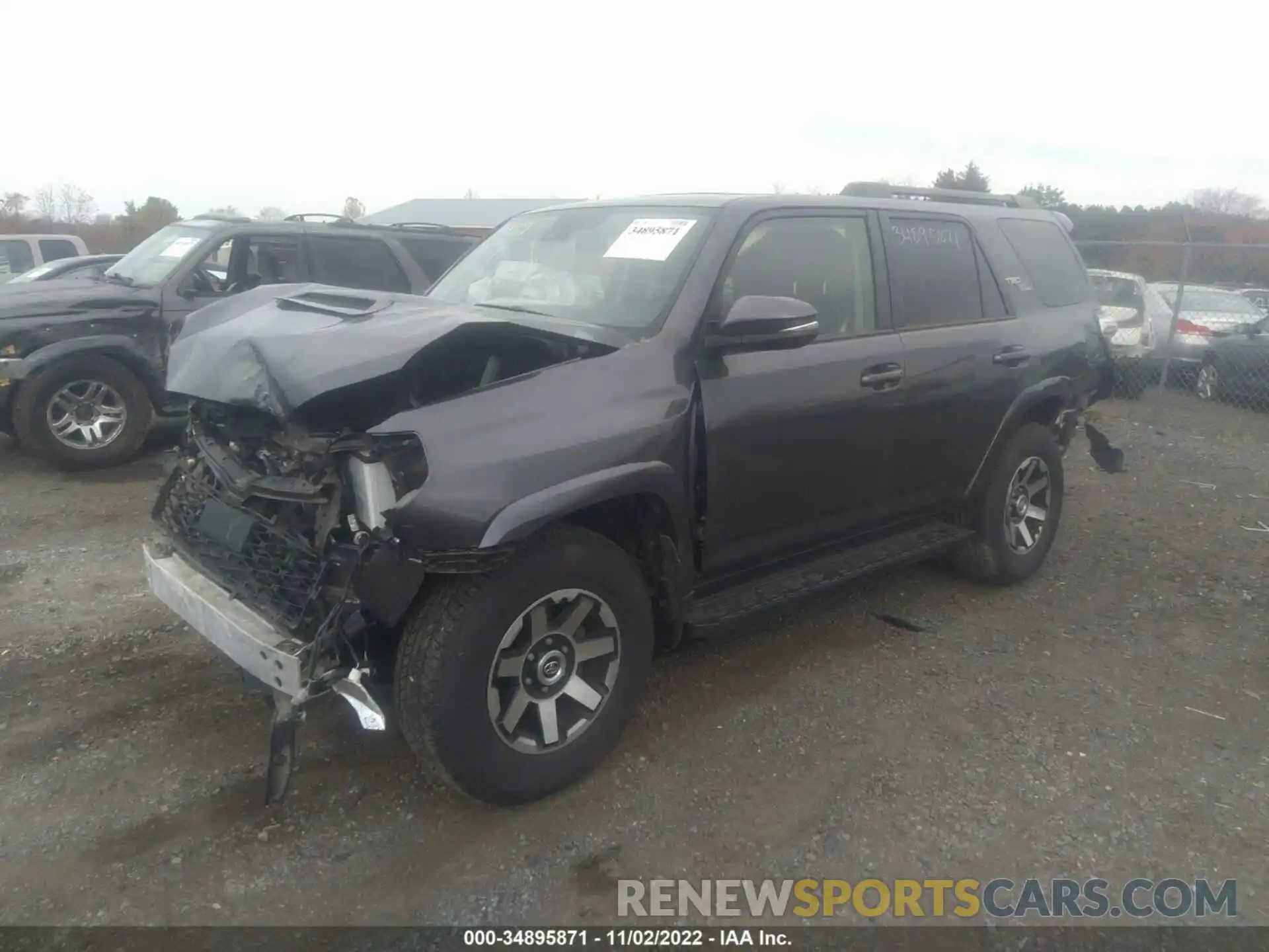 2 Photograph of a damaged car JTERU5JR3M5858850 TOYOTA 4RUNNER 2021