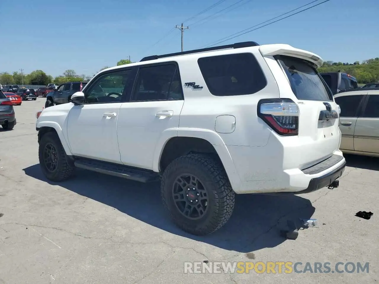 2 Photograph of a damaged car JTERU5JR3M5863479 TOYOTA 4RUNNER 2021