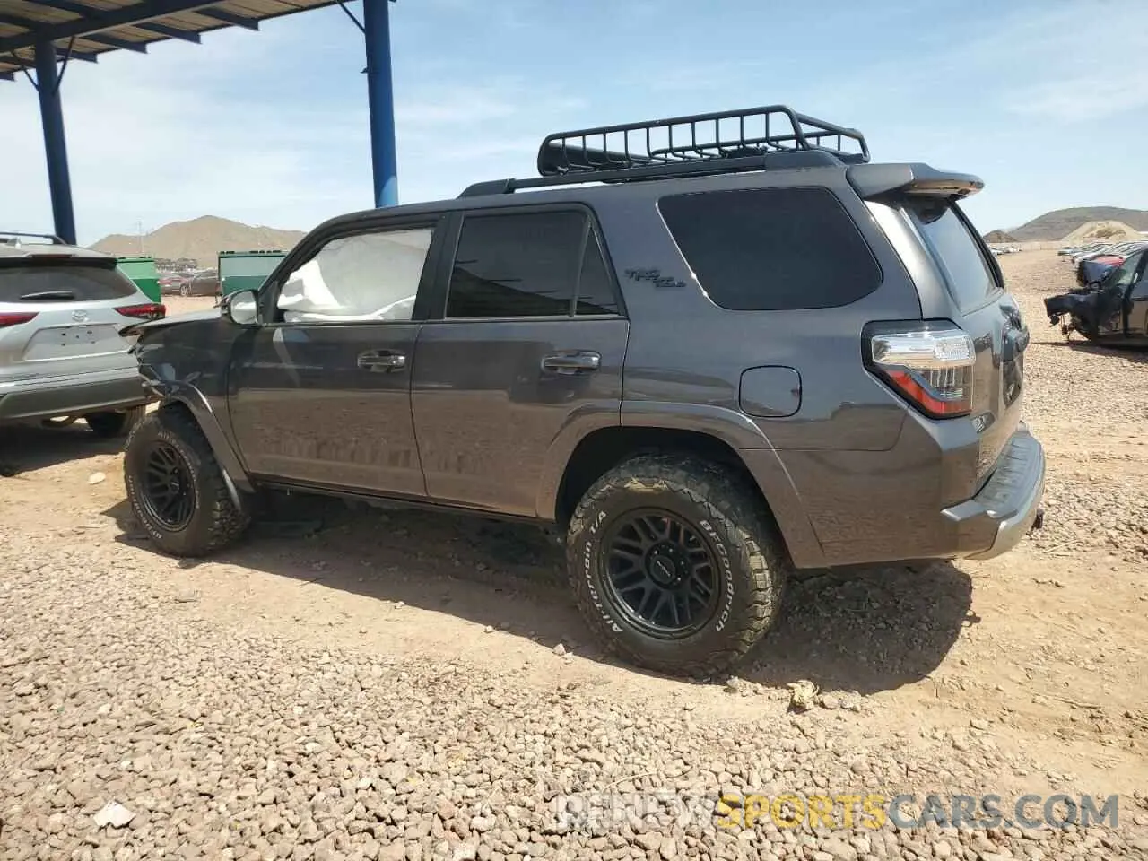 2 Photograph of a damaged car JTERU5JR3M5866141 TOYOTA 4RUNNER 2021