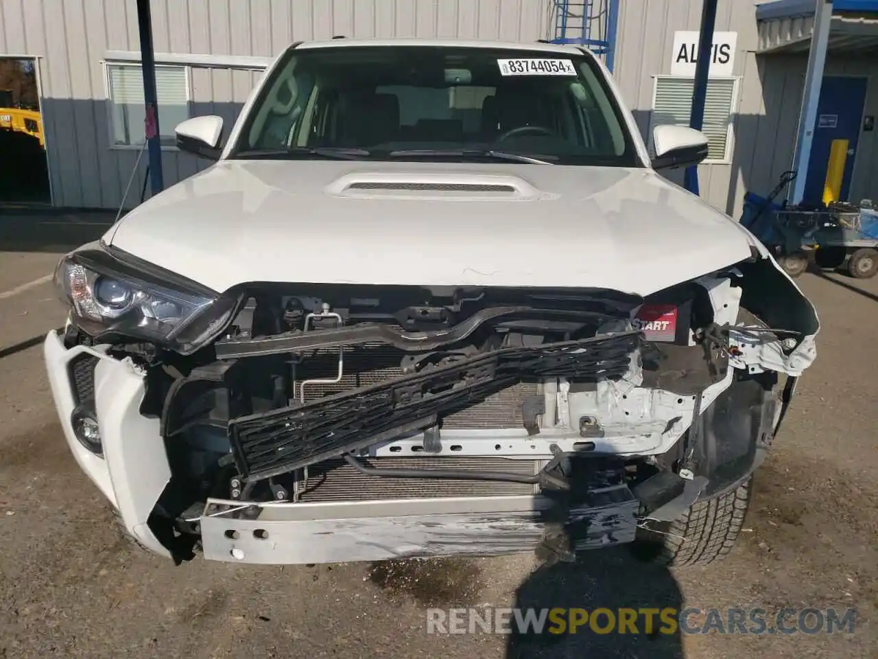 5 Photograph of a damaged car JTERU5JR3M5897602 TOYOTA 4RUNNER 2021