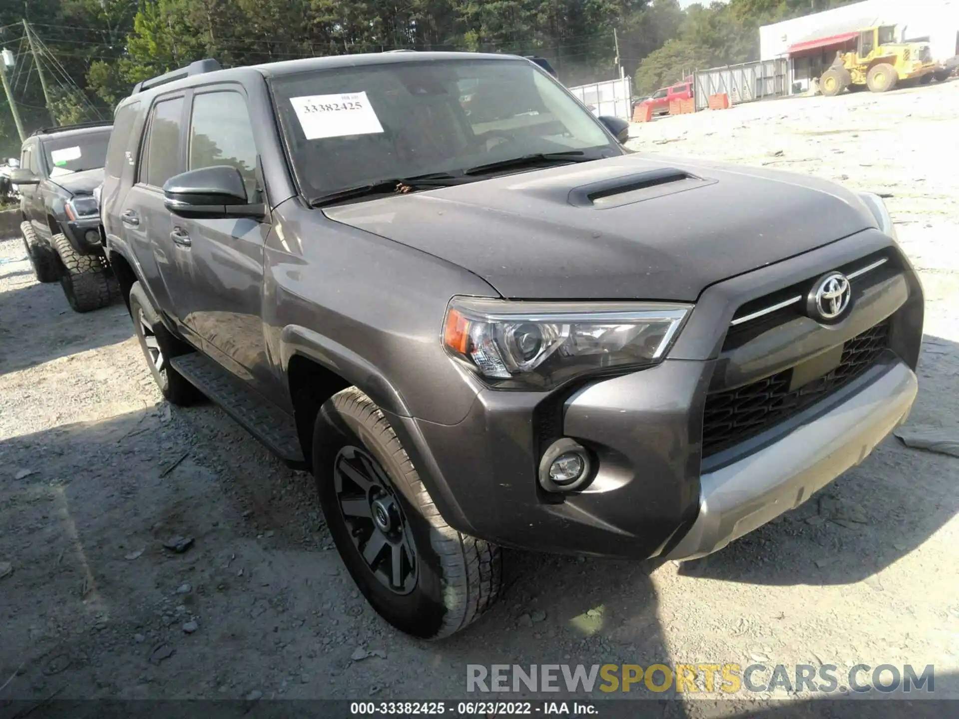 1 Photograph of a damaged car JTERU5JR3M5920716 TOYOTA 4RUNNER 2021