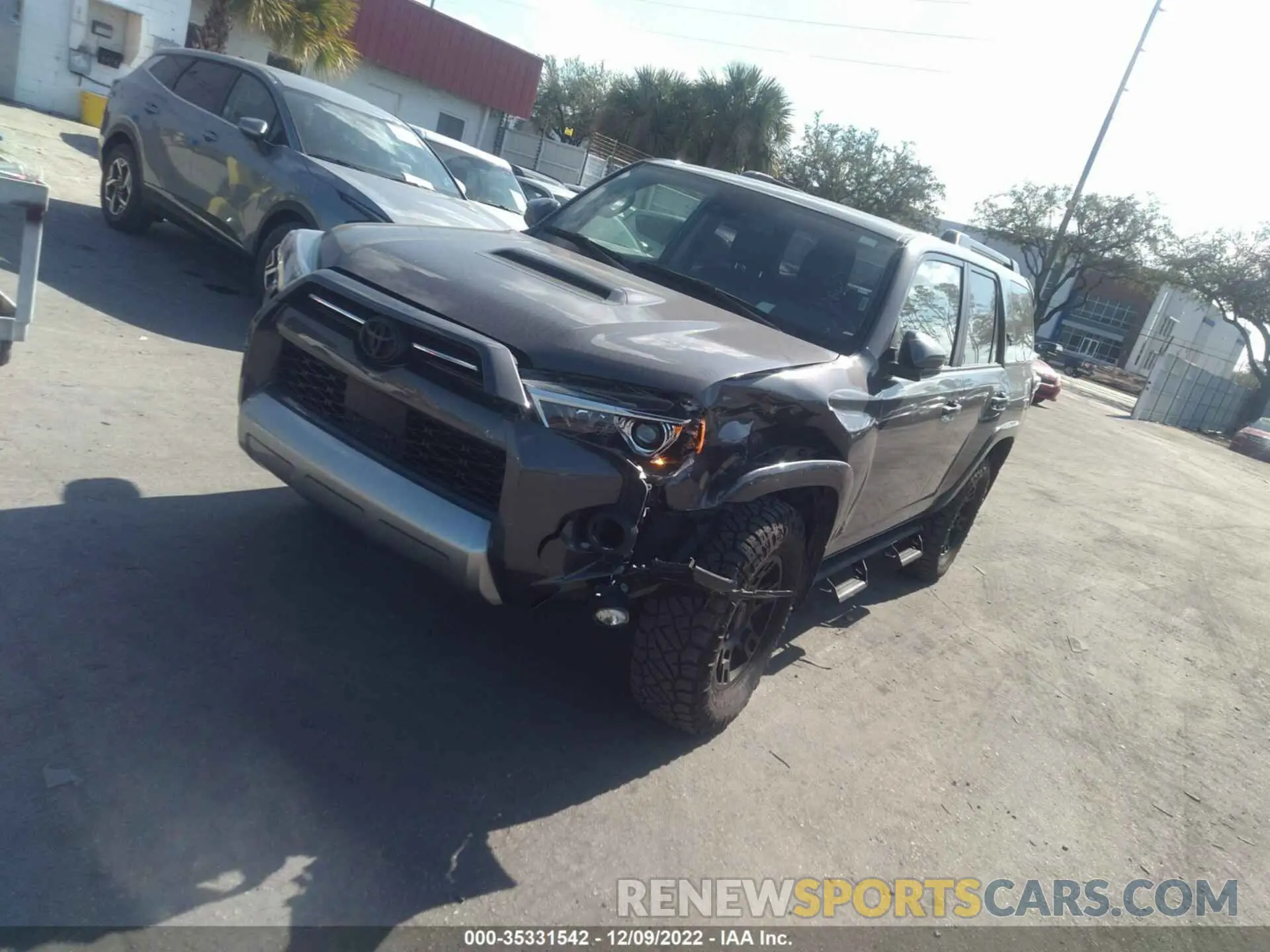 2 Photograph of a damaged car JTERU5JR4M5954597 TOYOTA 4RUNNER 2021