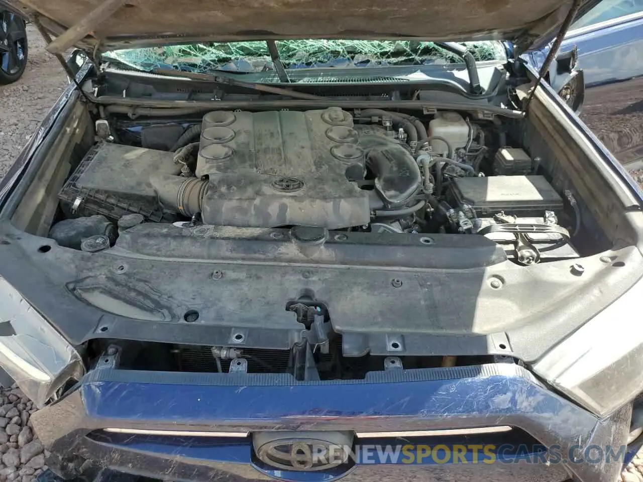 11 Photograph of a damaged car JTERU5JR5M5911712 TOYOTA 4RUNNER 2021
