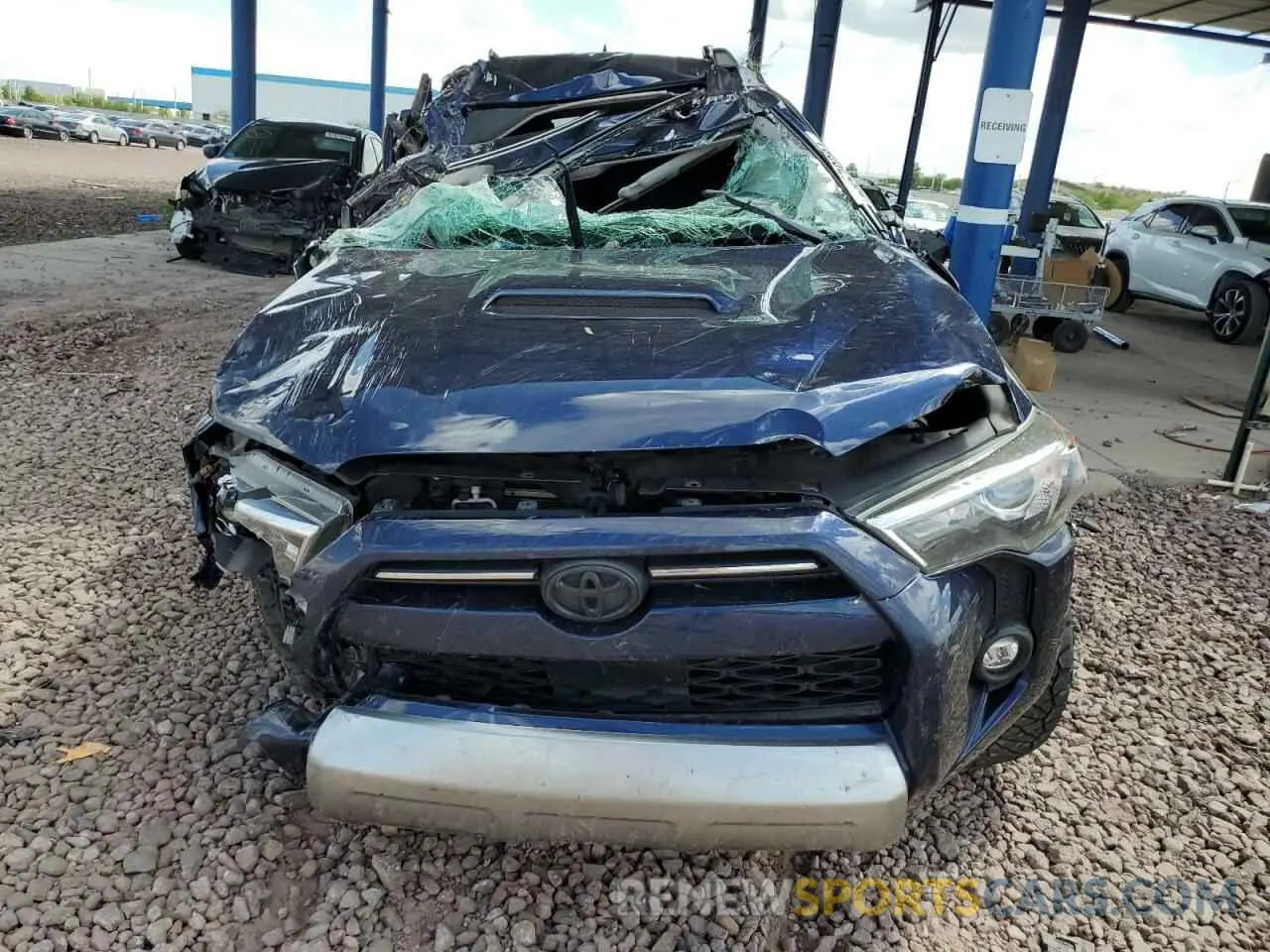 5 Photograph of a damaged car JTERU5JR5M5911712 TOYOTA 4RUNNER 2021