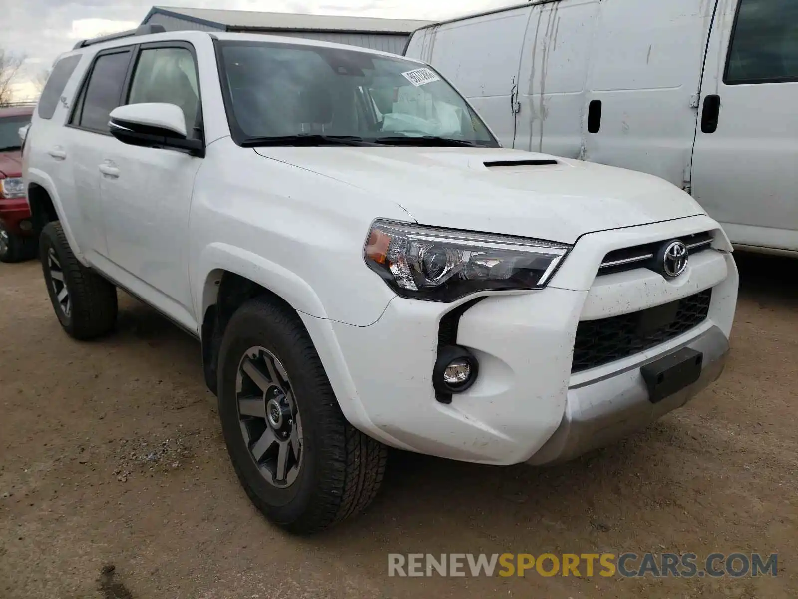 1 Photograph of a damaged car JTERU5JR6M5839421 TOYOTA 4RUNNER 2021