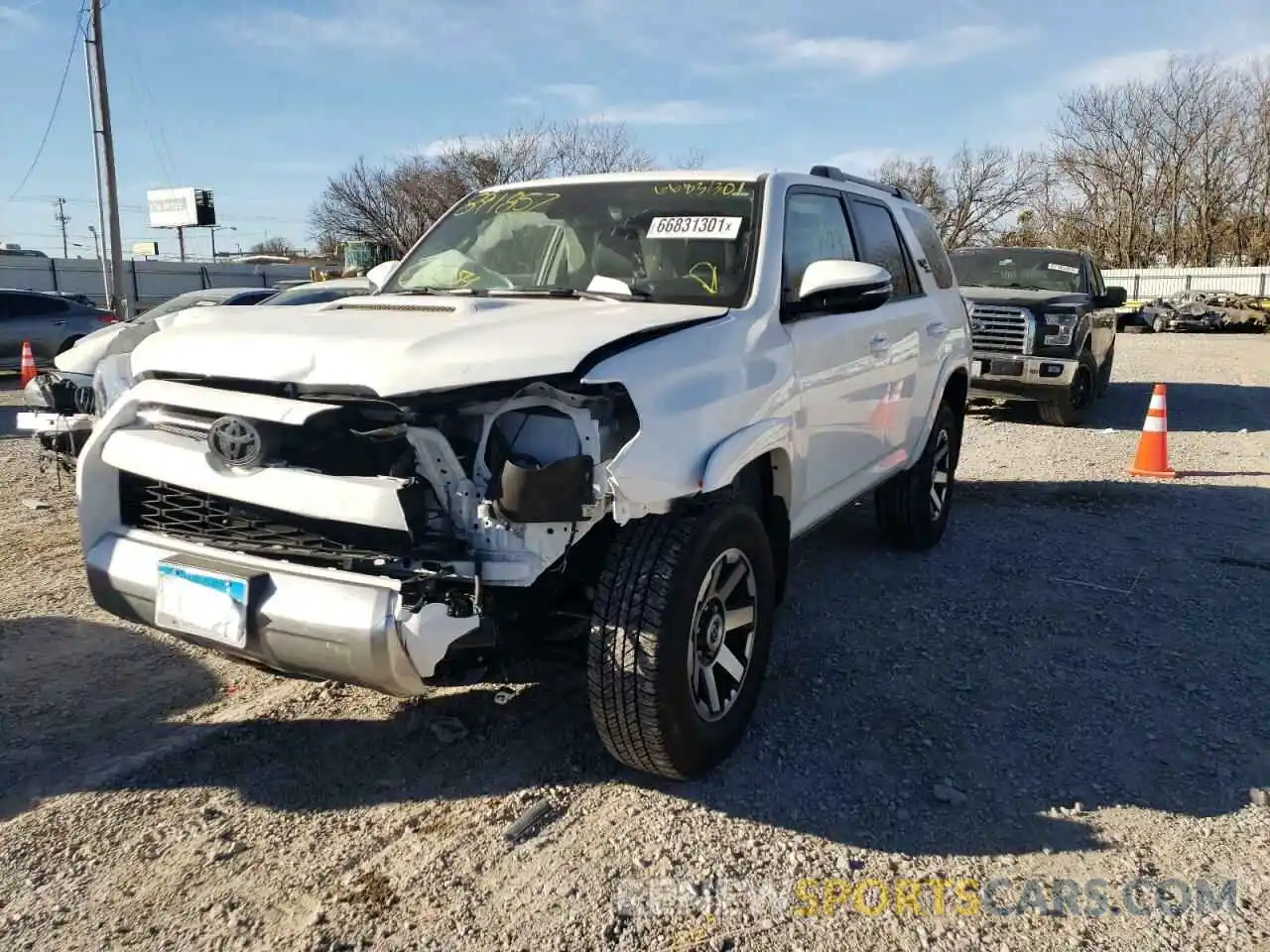 2 Photograph of a damaged car JTERU5JR6M5891857 TOYOTA 4RUNNER 2021