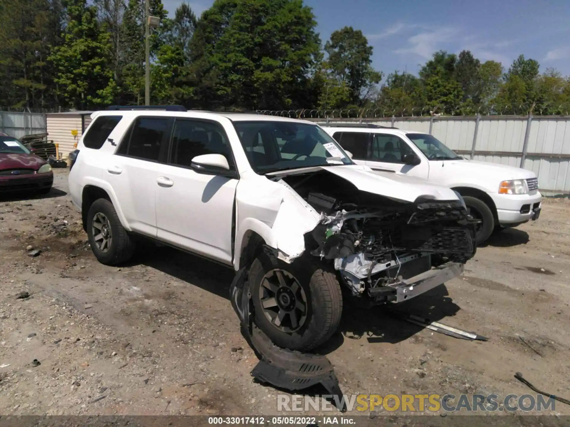 1 Photograph of a damaged car JTERU5JR7M5857006 TOYOTA 4RUNNER 2021